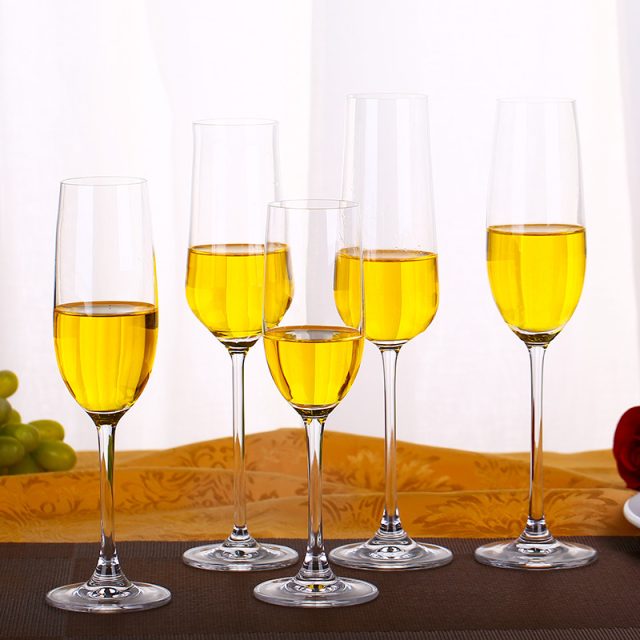 Dealer cheap custom champagne glasses (2)