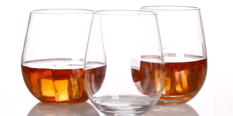 Elegant Personalized Pub Stemless Wine Glasses (1)